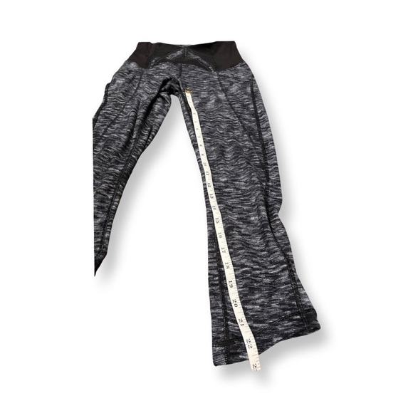 Lululemon exquisite crop dramatic static white black / black - Picture 11 of 14